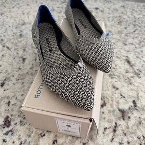 Rothy's Slate Herringbone Points